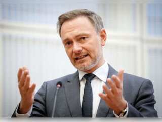 German Finance Minister under pressure after corruption allegations