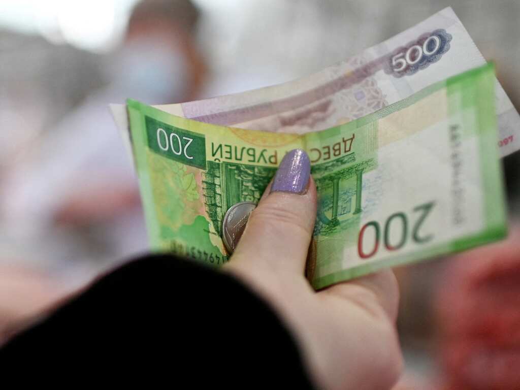 Russia's budget gap surges to record high as Ukraine war weighs on finances