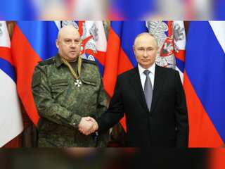 Why is Russia replacing its top military commander in Ukraine again?