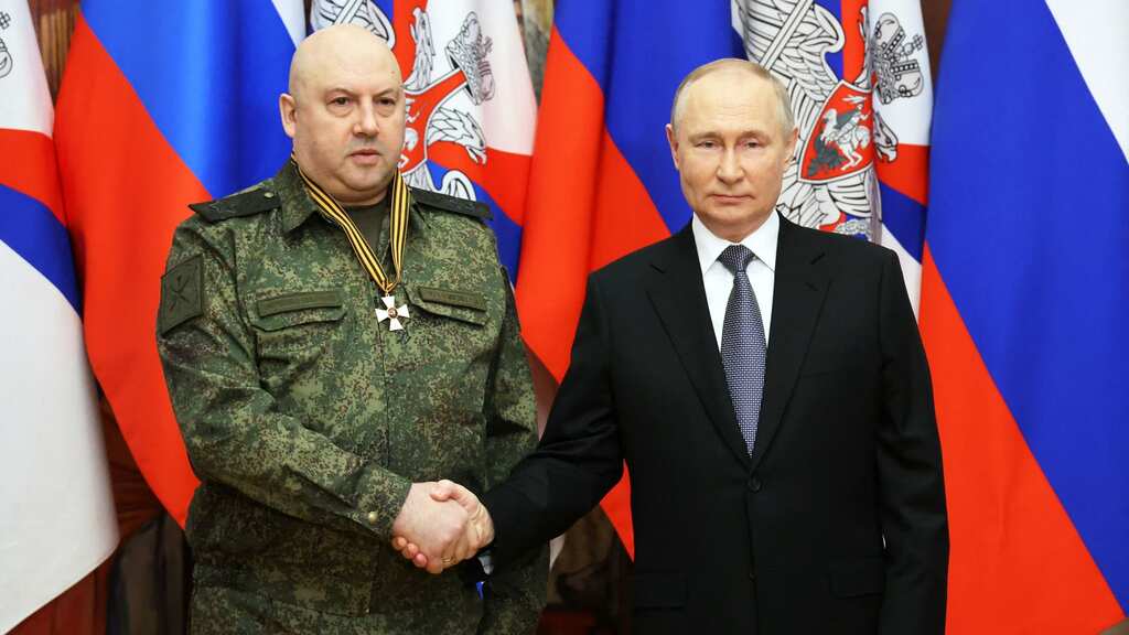 Why is Russia replacing its top military commander in Ukraine again?