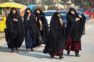 Taliban 2.0: Afghan women banned from visiting male doctors, beauty salons to close in 10 days 