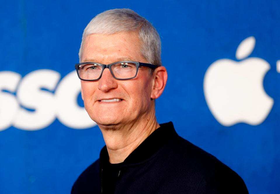 World Business Watch: Apple's Tim Cook takes rare CEO pay cut