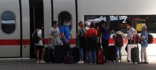 Covid: Germany to end mask mandate in long-distance trains, buses from Feb 2