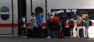 Covid: Germany to end mask mandate in long-distance trains, buses from Feb 2
