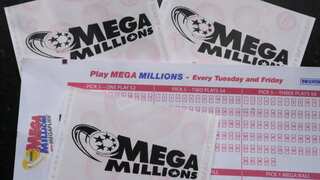 $2 lottery ticket in Maine wins $1.35 billion Mega Millions jackpot