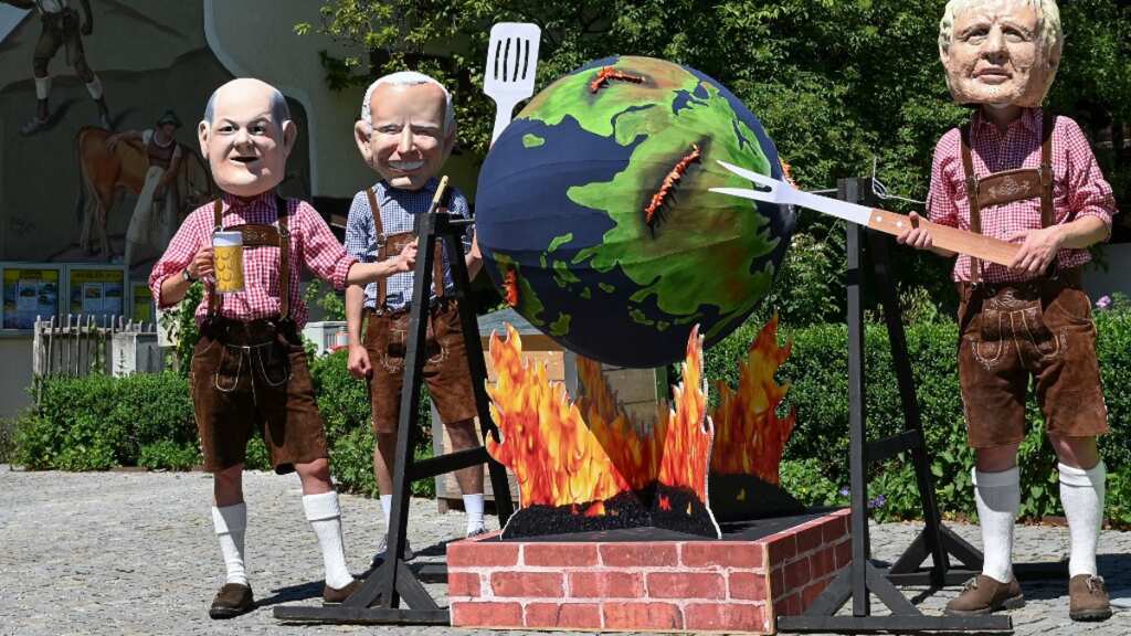 ‘Survival of the Richest’: For a more equal world, cut down number of billionaires by half, suggests Oxfam 