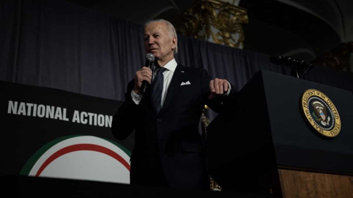 US President Biden's latest gaffe at MLK day celebrations invites laughter. Watch! US President Biden's latest gaffe at MLK day celebrations invites laughter. Watch!