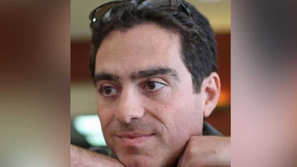 Jailed US citizen in Iran launches hunger strike, writes to Biden