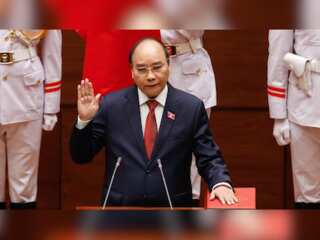 Vietnam President Nguyen Xuan Phuc resigns amid major anti-corruption crackdown