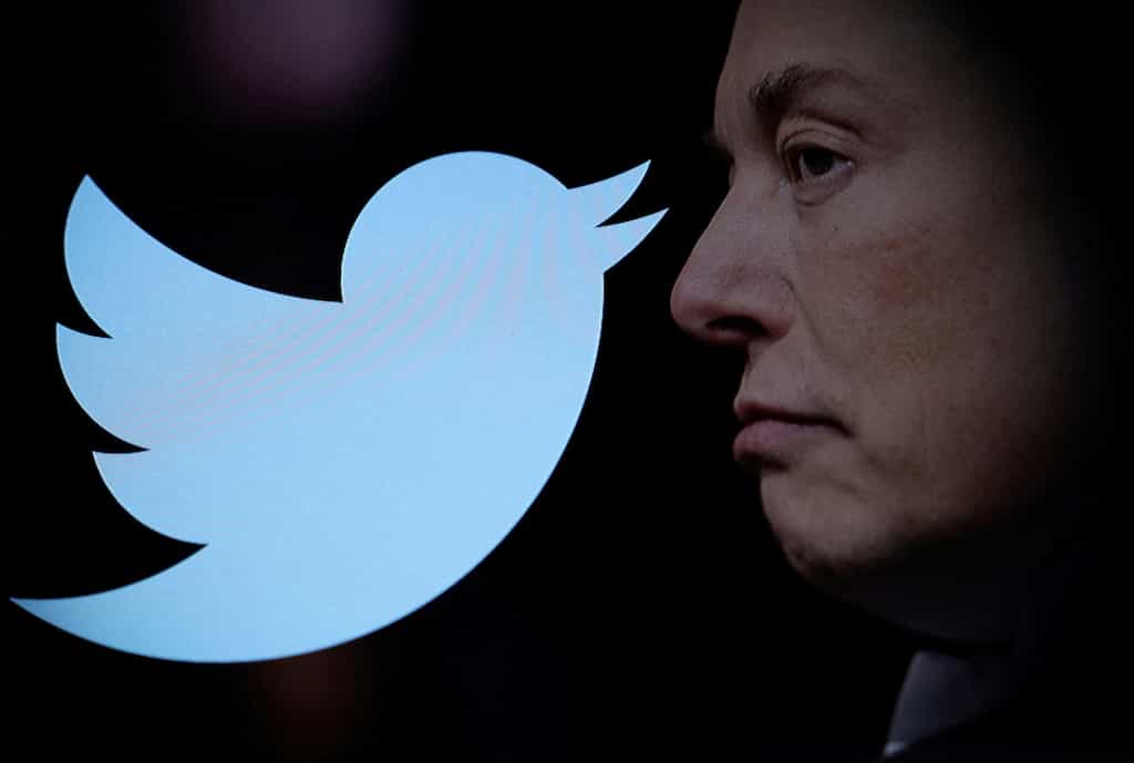 Twitter is auctioning off an espresso machine, a blue bird, other corporate office assets