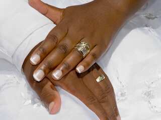 90-year-old man marries 40-year old woman