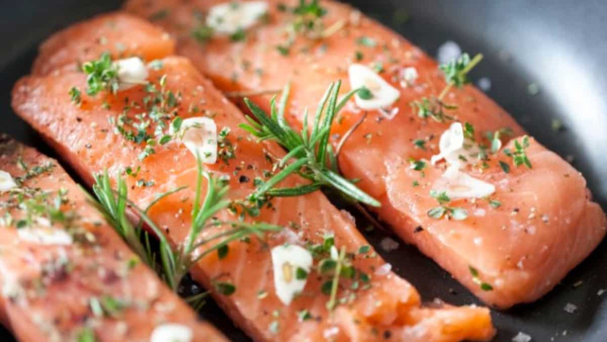 Eating at least two portions of oily fish a week can reduce risk of chronic kidney disease: Study Eating at least two portions of oily fish a week can reduce risk of chronic kidney disease: Study