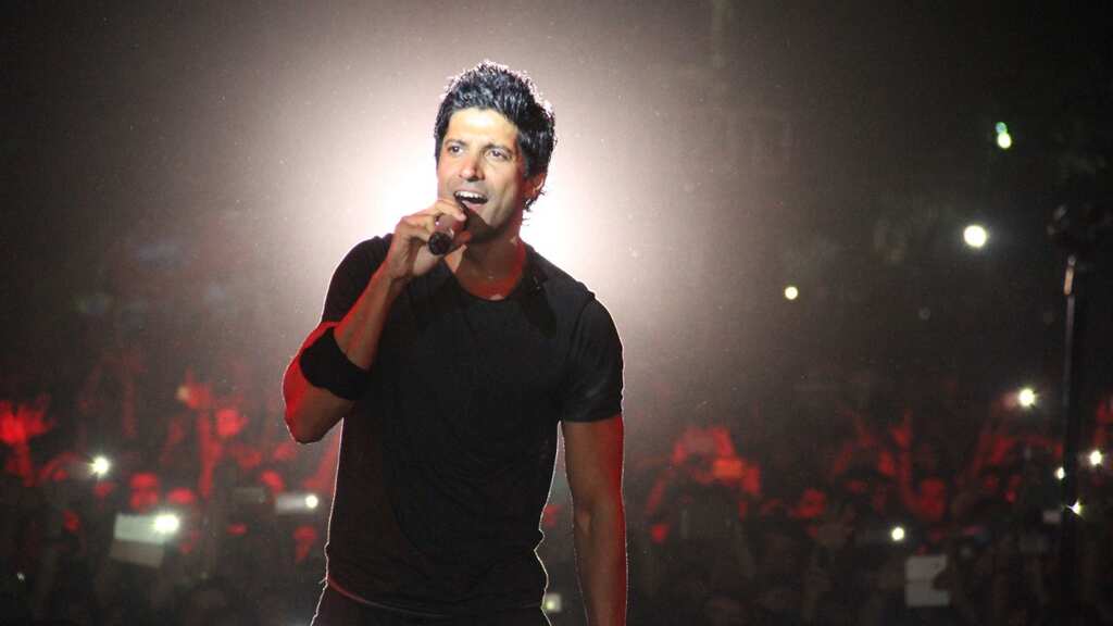 Farhan Akhtar gets nostalgic as his band 'Farhan Live' completes 10 years