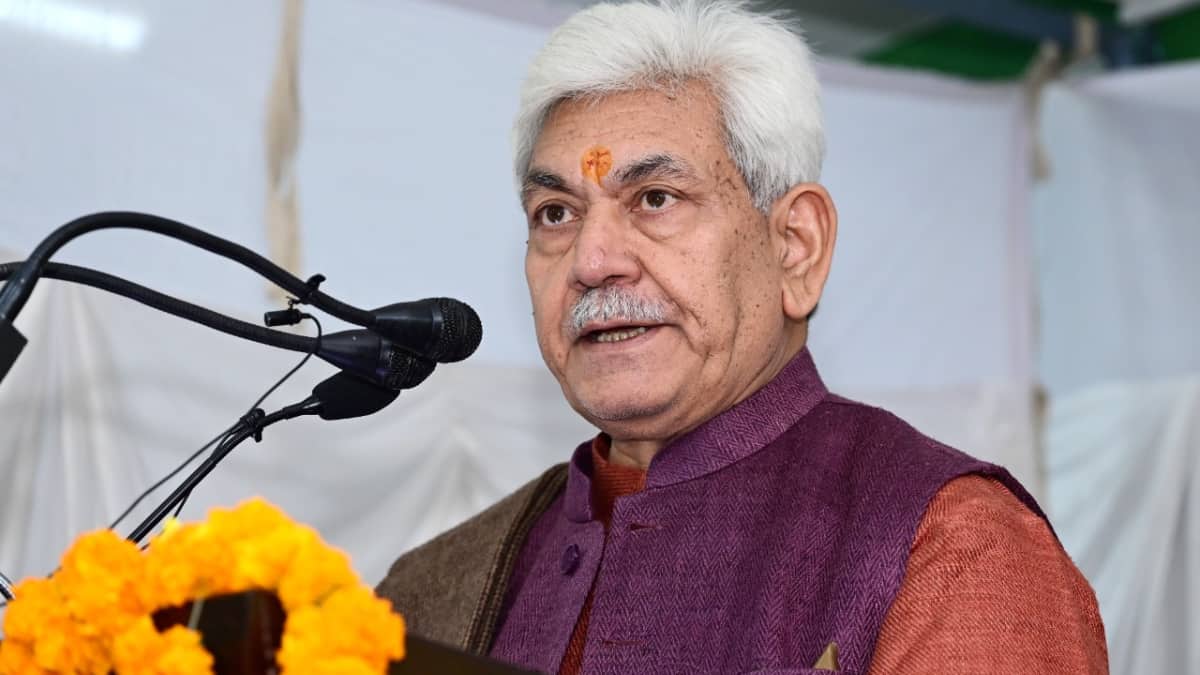 Jammu & Kashmir LG Manoj Sinha inaugurates 930-flat accommodation for Kashmiri Pandits
