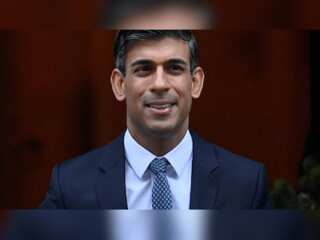 WION Dispatch: Video shows Rishi Sunak in a moving car without his seat belt on