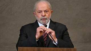 Brazil: Lula sacks Army Chief Arruda for shielding suspects during protests