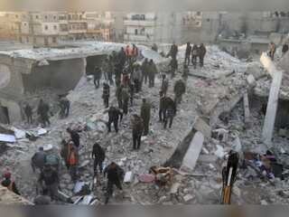Syria: Five-storey building collapses in the city of Aleppo