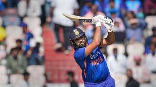Rohit Sharma slams 100 against New Zealand in the 3rd ODI