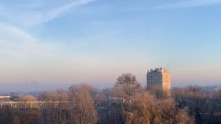 London mayor Sadiq Khan issues high air pollution alert in the city