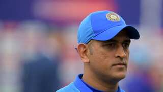 WATCH: MS Dhoni meets Indian players at Ranchi stadium ahead of 1st T20I against New Zealand