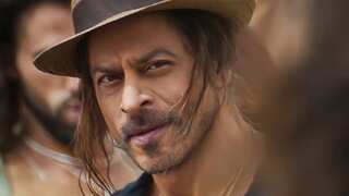 Shah Rukh Khan's 'first heroine' finally watches 'Pathaan' in theatres