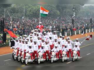 India's 74th Republic Day: Motorcycle Daredevils thrill with record-setting display at the parade