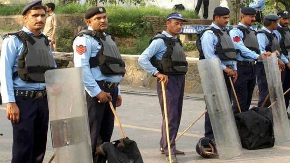 Police protection withdrawn from Imran Khan’s Banigala residence in Islamabad Police protection withdrawn from Imran Khan’s Banigala residence in Islamabad