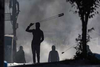 Israeli guards kill teen Palestinian in West Bank; Jenin raid death toll climbs to 10