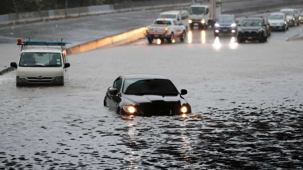 New Zealand: Country hit by flash floods, landslides for third day
