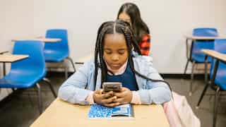 How young is too young for social media exposure? Here's what a US health expert says
