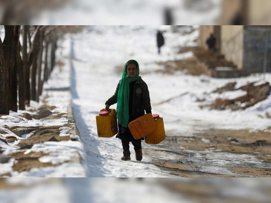 In the face of a 'savage' winter, UN pleads with Taliban for exemptions to female aid workers