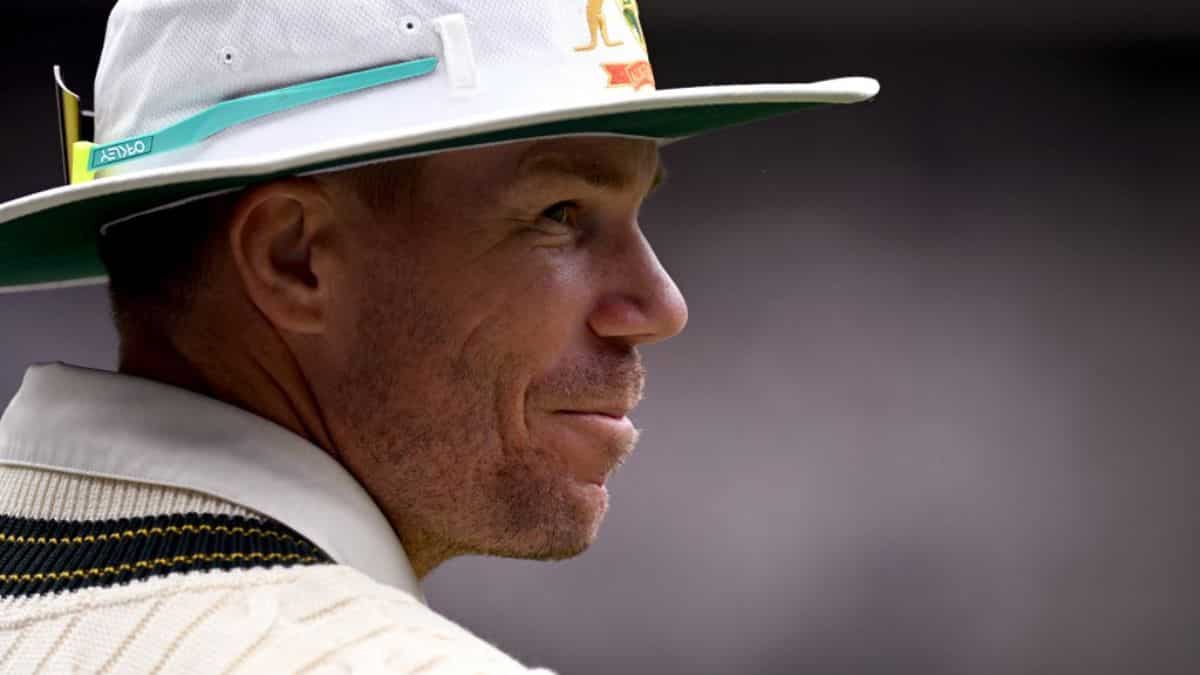 David Warner suggests youngsters to set priorities in wake of Test cricket’s dying future