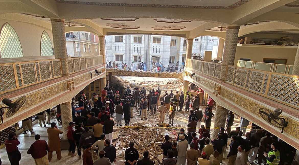 Police nab suspects involved in Pakistan mosque blast, investigate security lapse Police nab suspects involved in Pakistan mosque blast, investigate security lapse