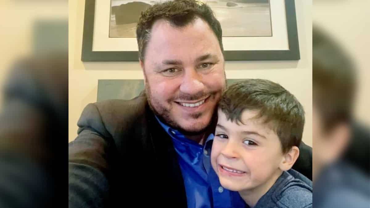 As 'treat before bed', six-year-old orders $1000-worth food online from dad's unattended phone