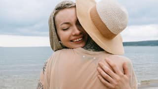Gratitude has unique stress-busting effects, finds research