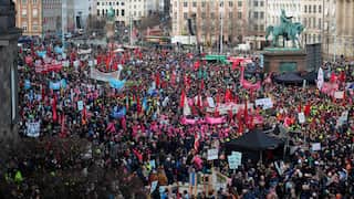 Denmark: Thousands protest cancelling of public holiday