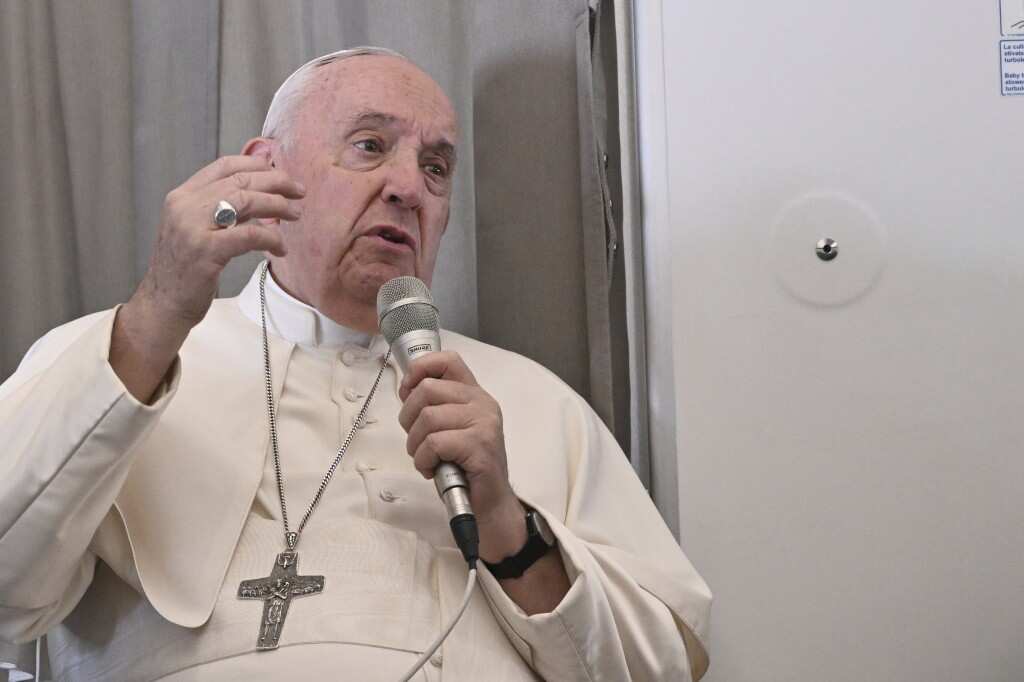 Pope accuses critics of exploiting Pope Benedict XVI’s death