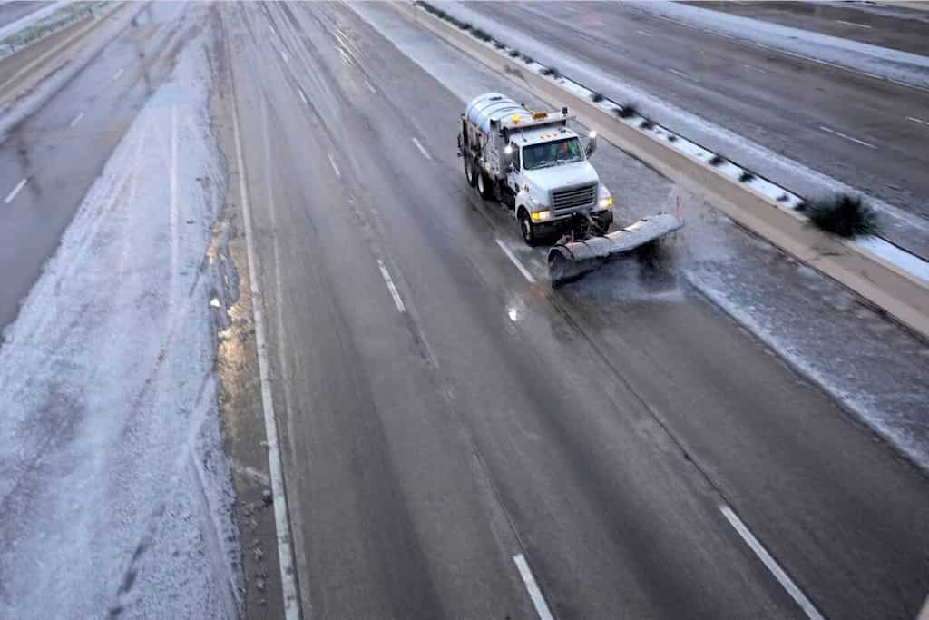 US: Millions face 'once-in-a-generation' Arctic blast