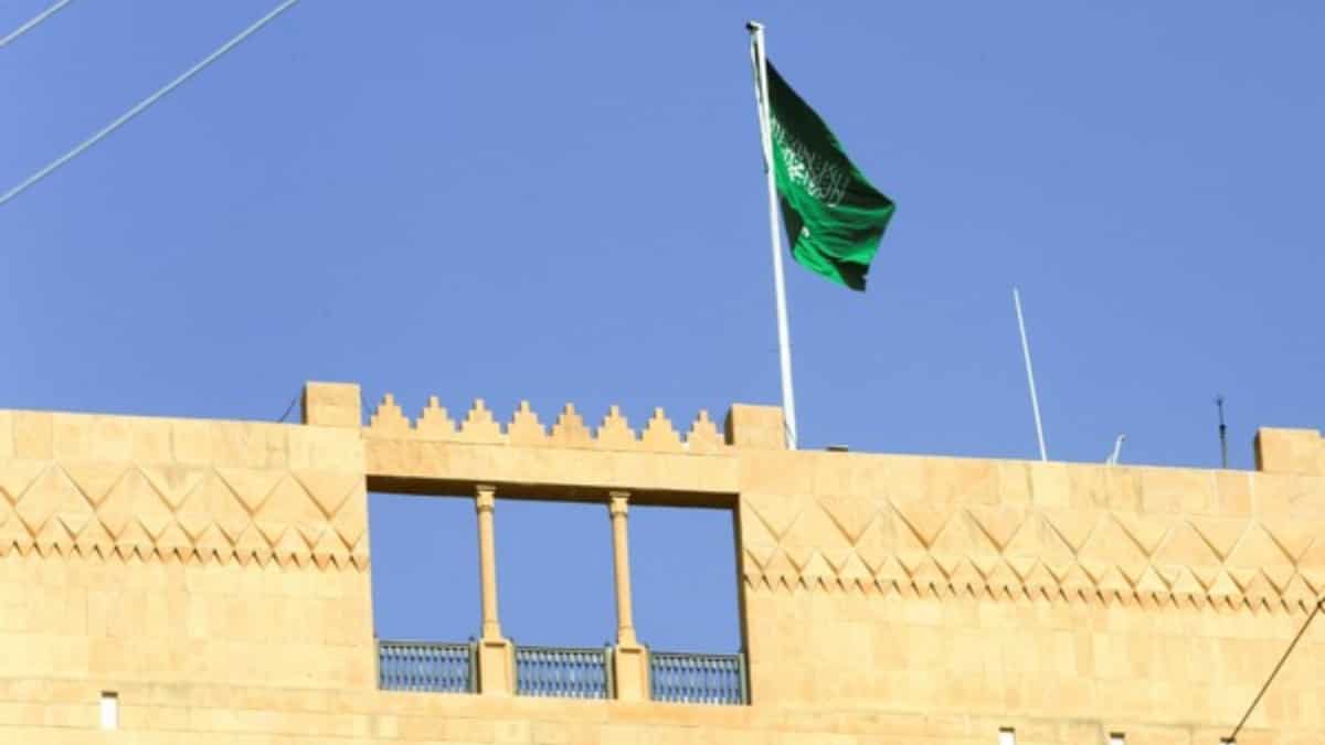 Saudi Arabia shuts embassy in Kabul, diplomats may relocate to Pakistani capital: Reports Saudi Arabia shuts embassy in Kabul, diplomats may relocate to Pakistani capital: Reports