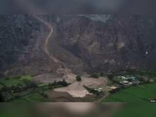 Heavy rains trigger landslides in Peru