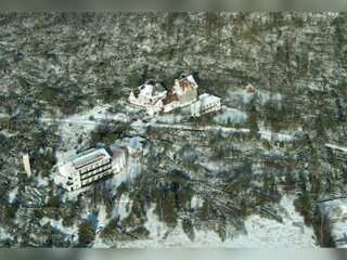 Heavy snowfall disrupts Slovakia