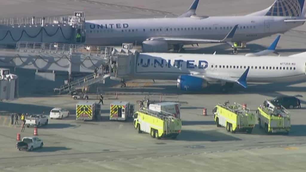 Four hospitalised after United Airlines flight cabin catches fire from laptop battery