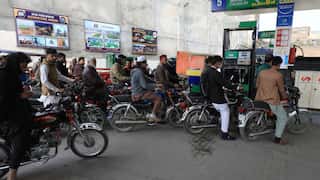 Pakistani minister confirms 'adequate' fuel supplies, warns companies against stockpiling