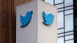 Twitter's revenue, adjusted earnings tumble by 40% amid ad squeeze: Report