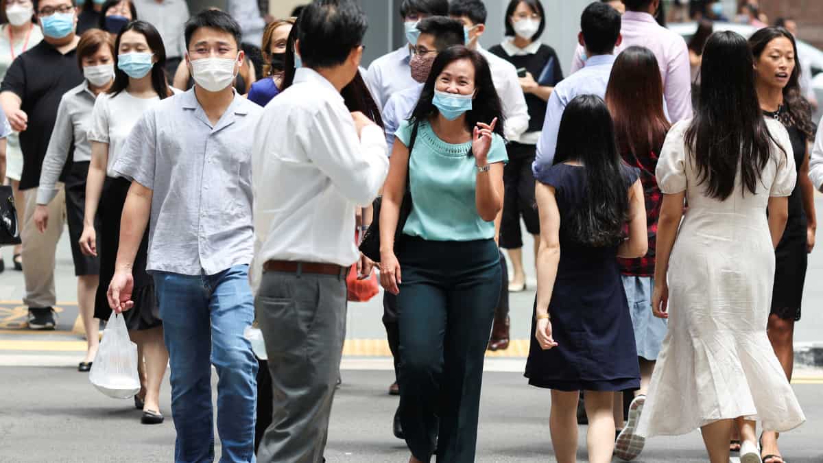 US drops COVID-19 vaccine mandate for travellers; Singapore, Japan also relax travel curbs US drops COVID-19 vaccine mandate for travellers; Singapore, Japan also relax travel curbs
