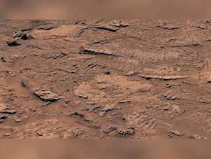 NASA's Curiosity rover discovers wave-rippled rocks on Mars