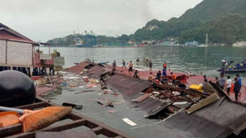 Indonesia: 5.2 magnitude earthquake hits Papua, four killed as building collapses
