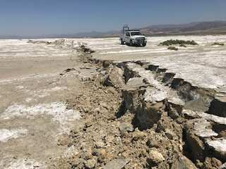 Can climate change cause quakes?