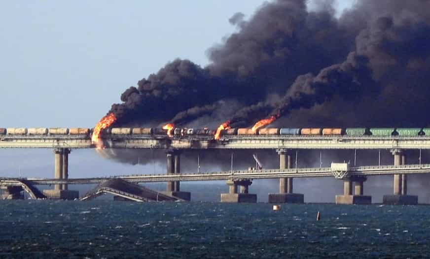 The collapse of Kerch Strait bridge