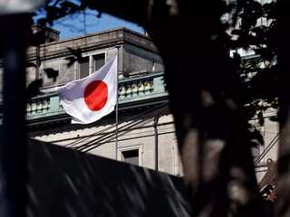 Japan: Private consumption rises by 0.5%, averts recession